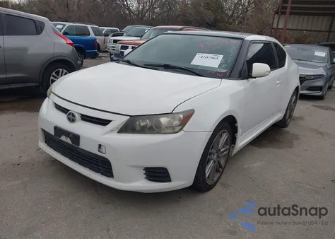 2011 Scion Tc z USA, uszkodzony, nr VIN JTKJF5C70B3005721
